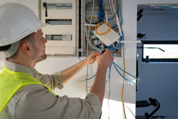 Best Affordable Emergency Electrician  in Newark, OH